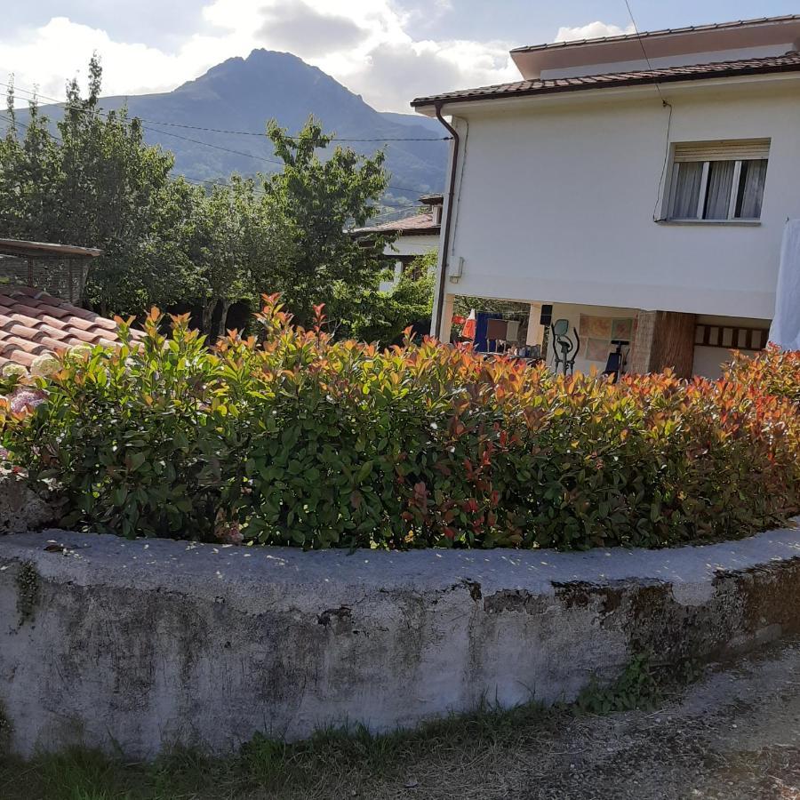 La Pescal Villa Arriondas Eksteriør billede